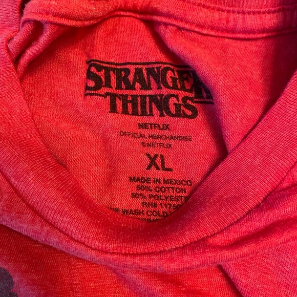 Stranger Thjngs tshirt - Picture 3 of 4
